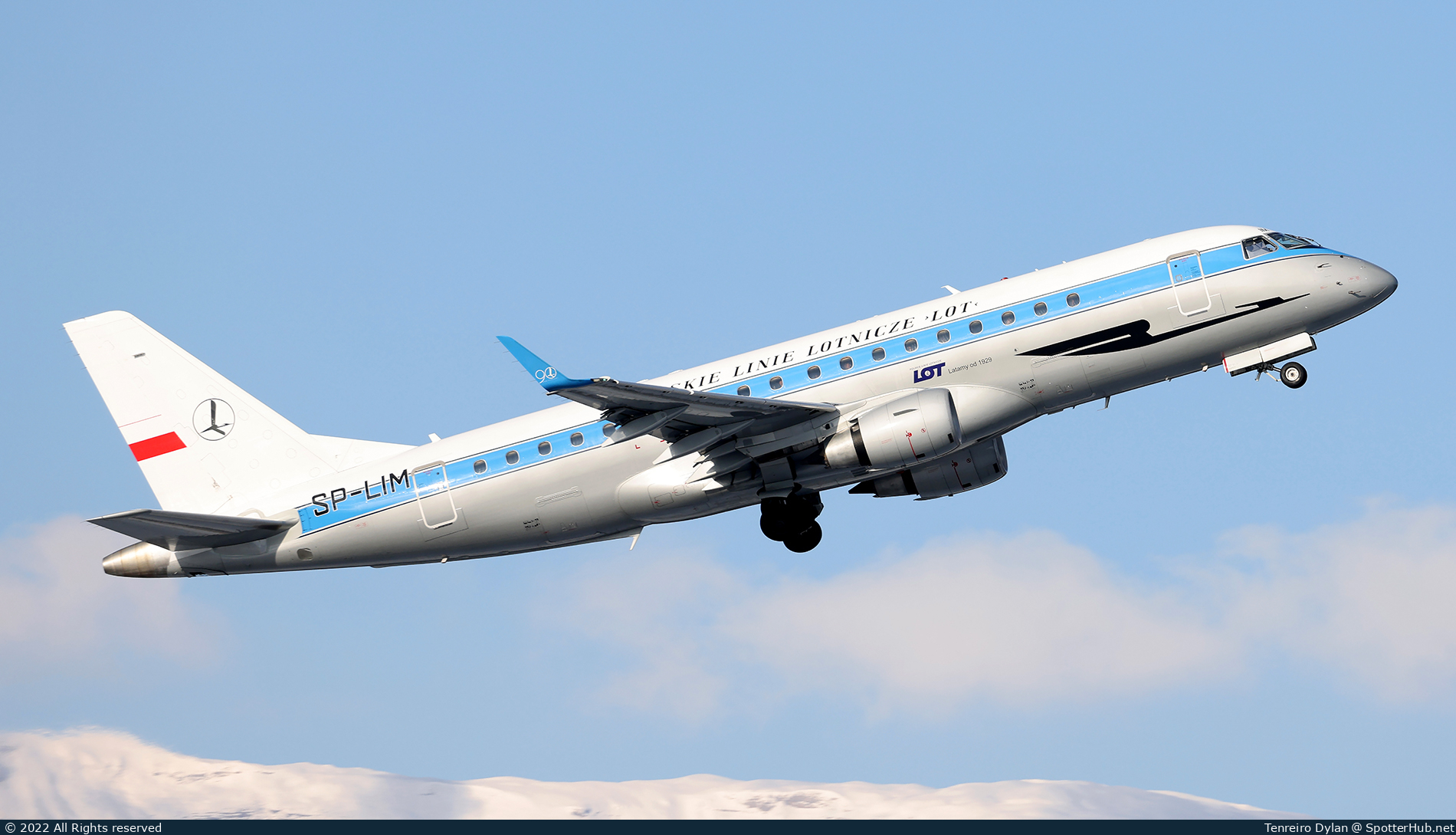 Photo of SP-LIM - Embraer ERJ-175LR operated by LOT Polish Airlines
