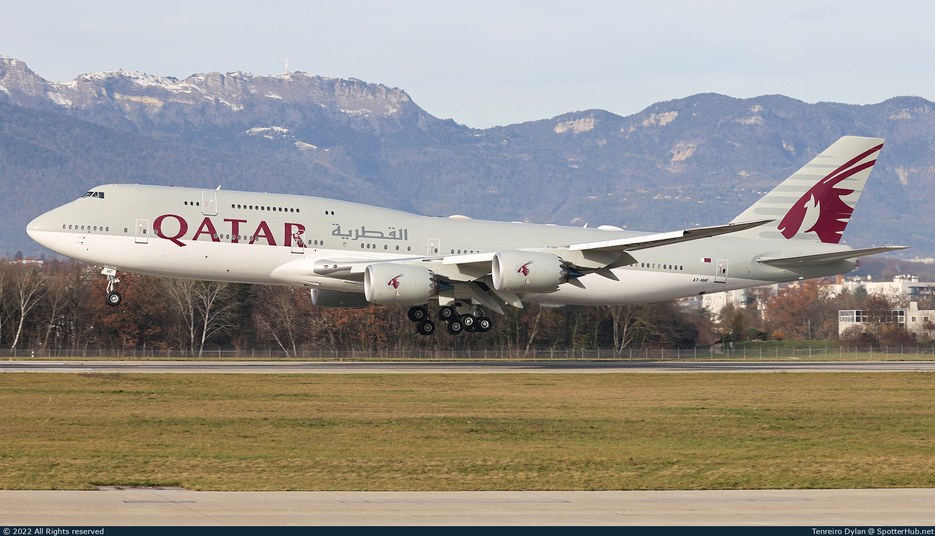 Photo of A7-HHF - Boeing 747-8Z5(BBJ) operated by Qatar Amiri Flight