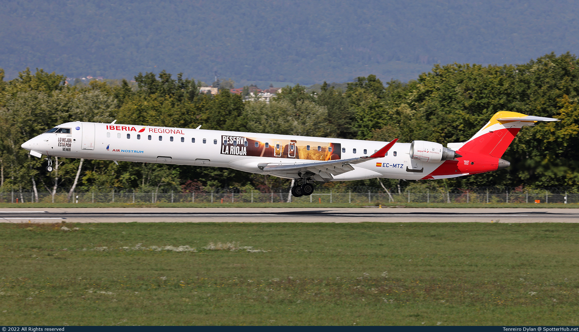 Photo of EC-MTZ - Bombardier CRJ-1000 operated by Iberia Regional (opb Air Nostrum)