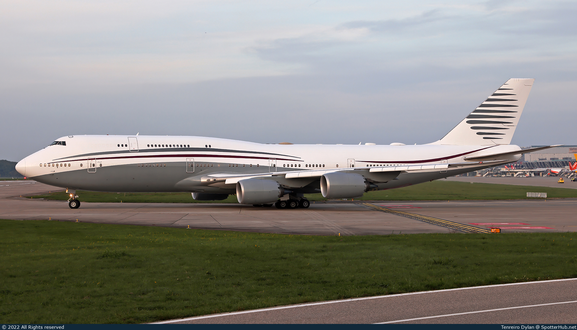 Photo of A7-HBJ - Boeing 747-8KB(BBJ) operated by Qatar Amiri Flight