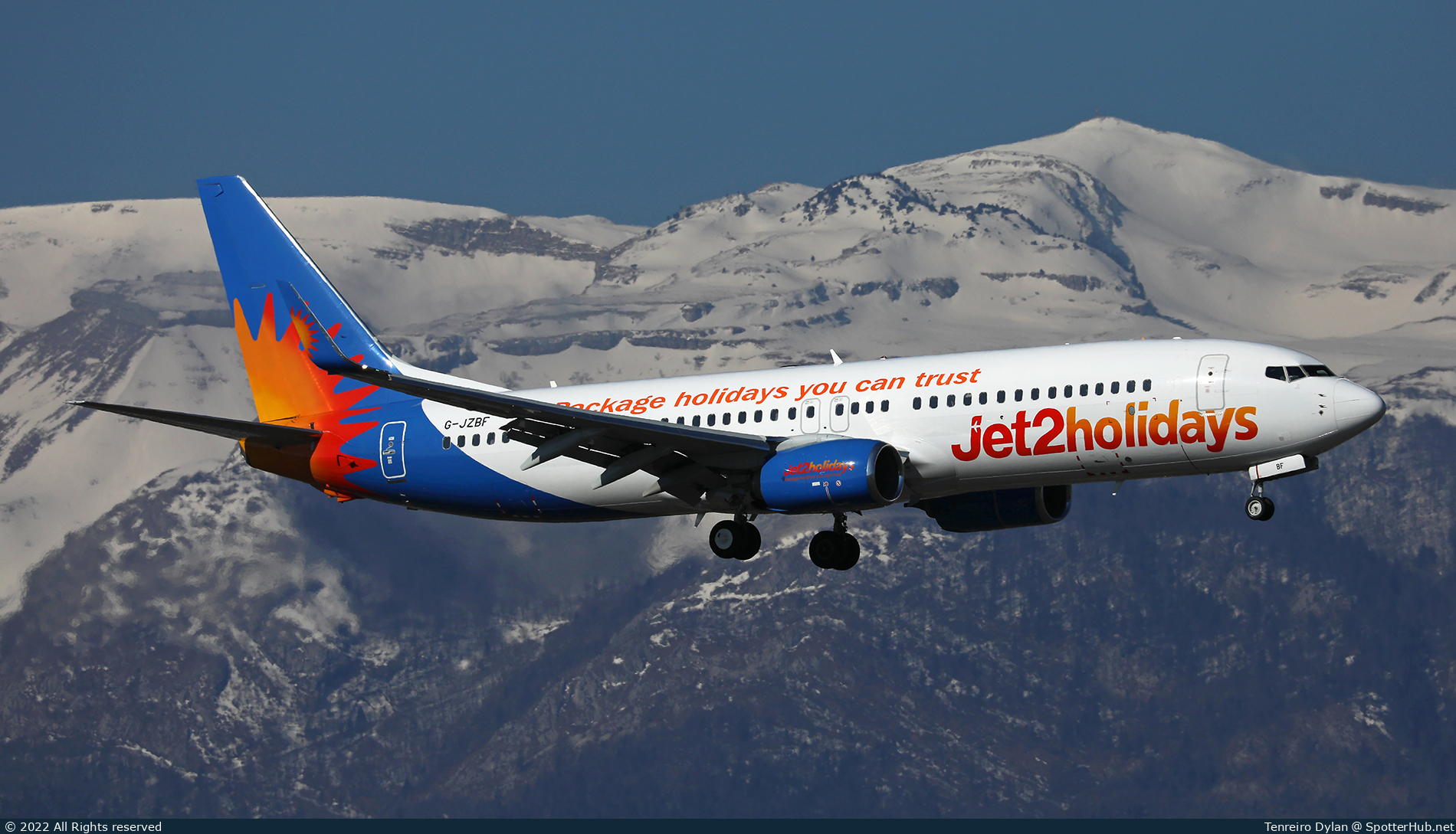 Photo of G-JZBF - Boeing 737-8MG operated by Jet2
