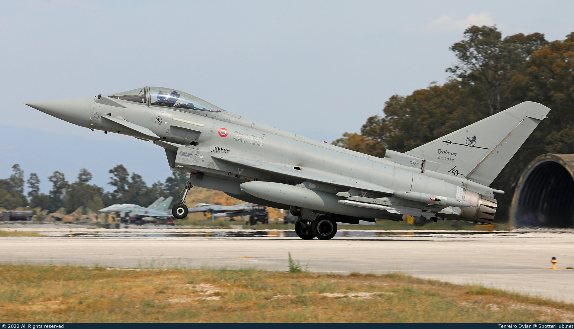 Photo of MM7352 - Eurofighter Typhoon F-2000A operated by Italian Air Force