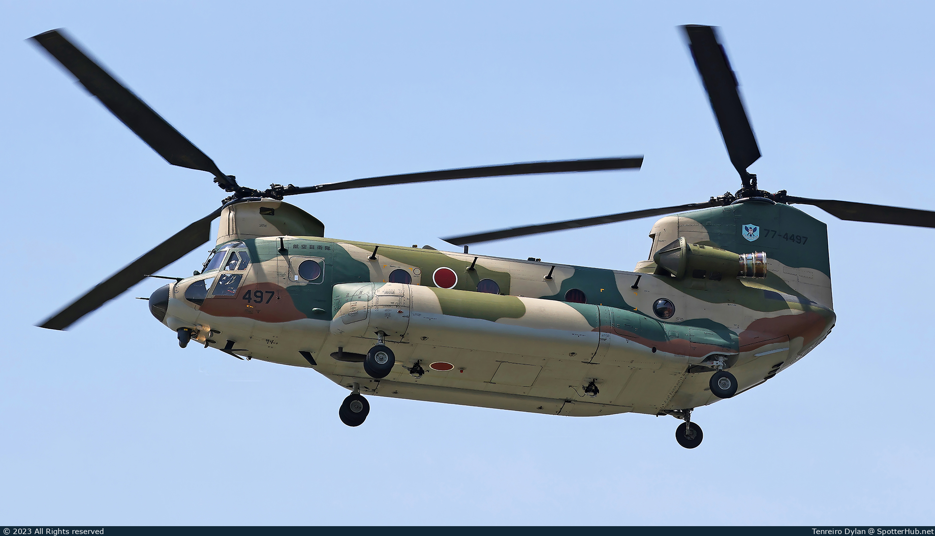 Photo of 77-4497 - Kawasaki CH-47J Chinook [Boeing Vertol CH-47] operated by Japan Air Self-Defense Force