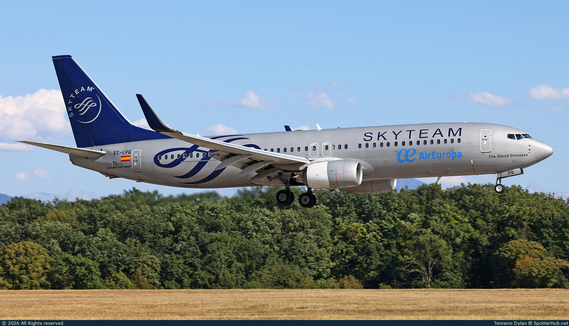 Photo of EC-LPQ - Boeing 737-85P operated by Air Europa