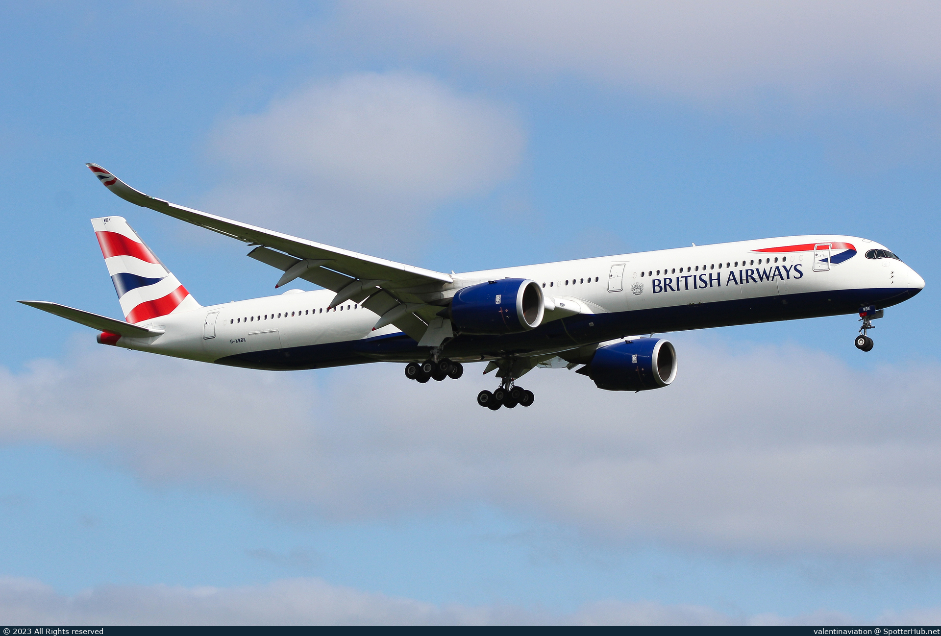Photo of G-XWBK - Airbus A350-1041 operated by British Airways