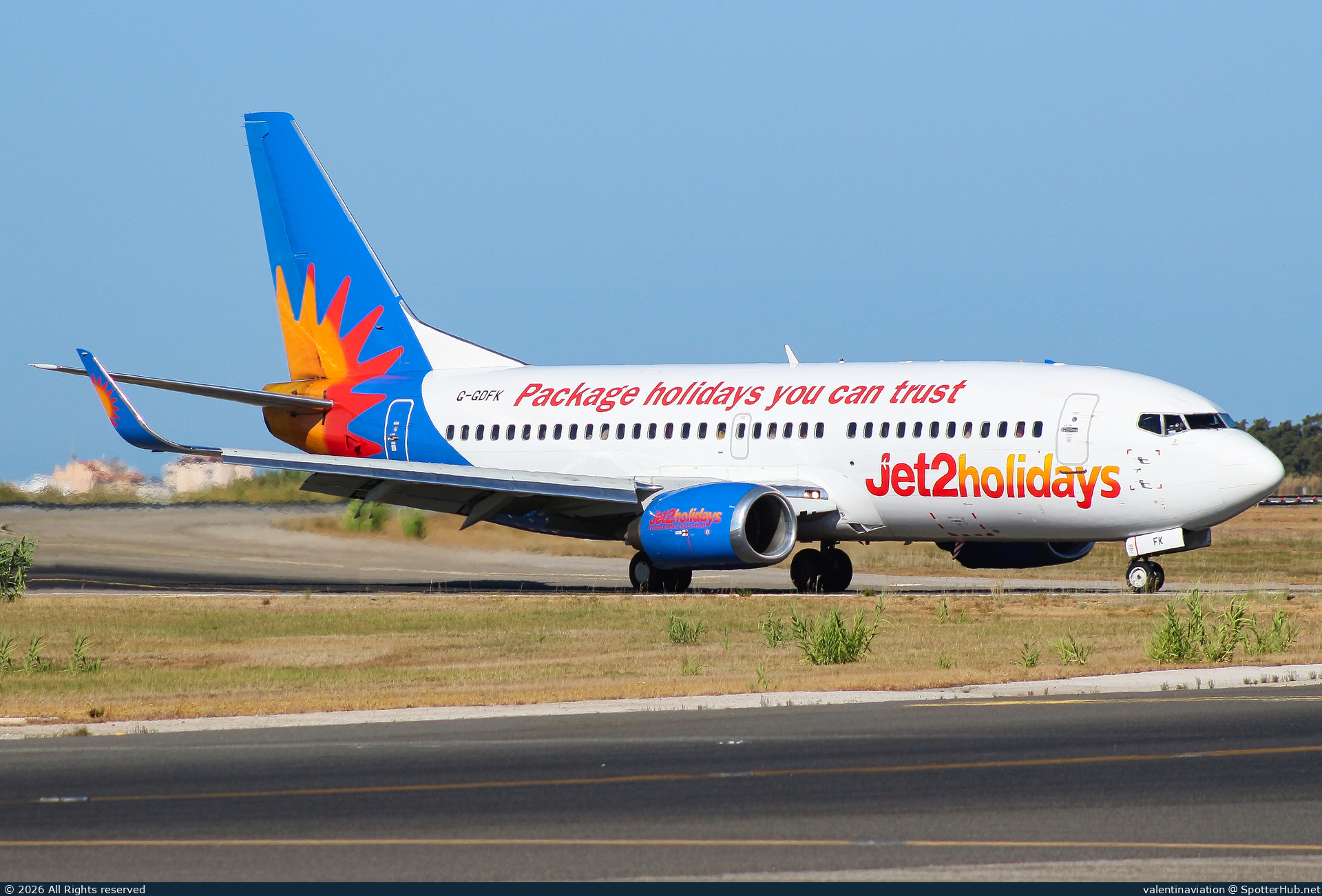 Photo of G-GDFK - Boeing 737-36N operated by Jet2