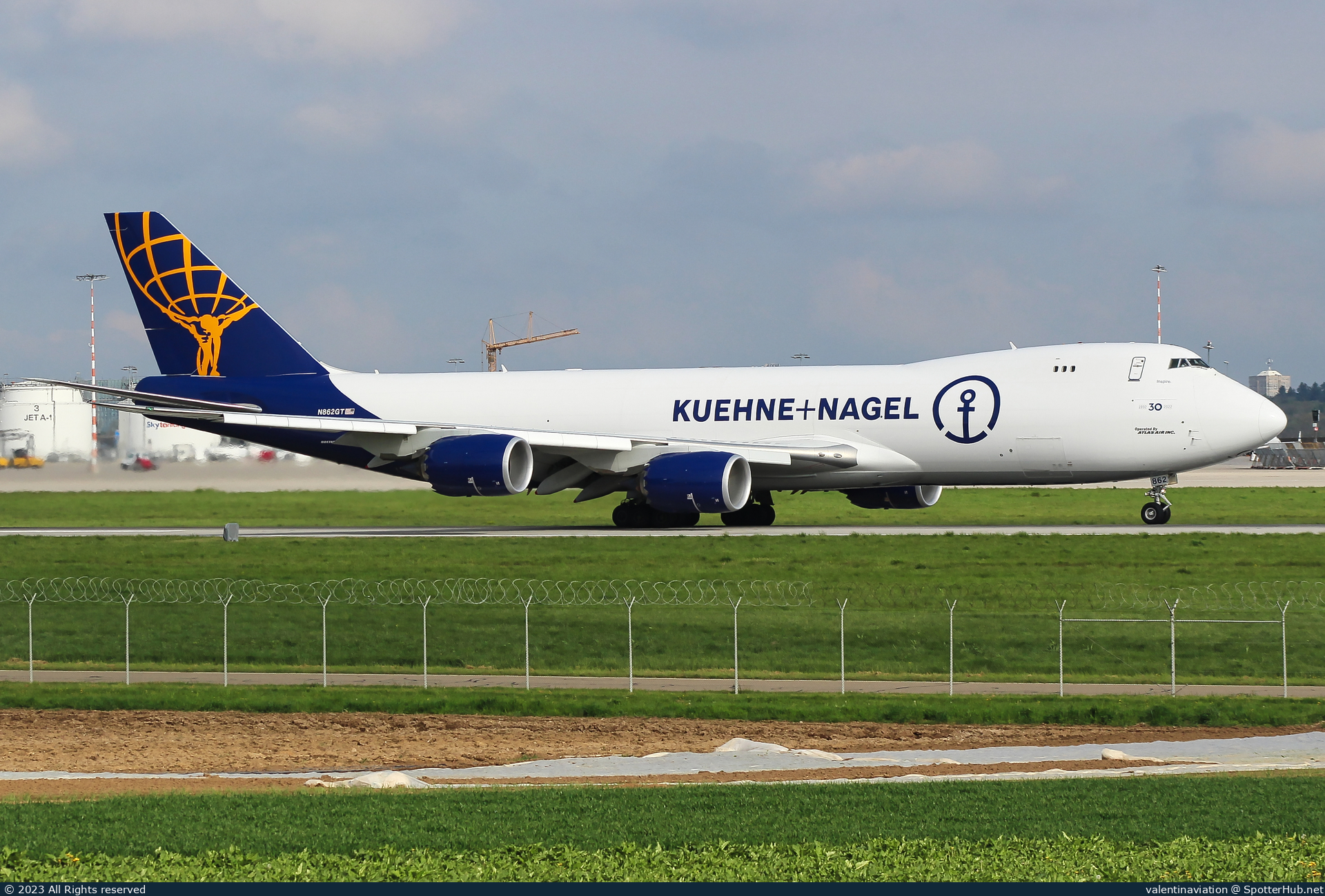 Photo of N862GT - Boeing 747-8F operated by Atlas Air