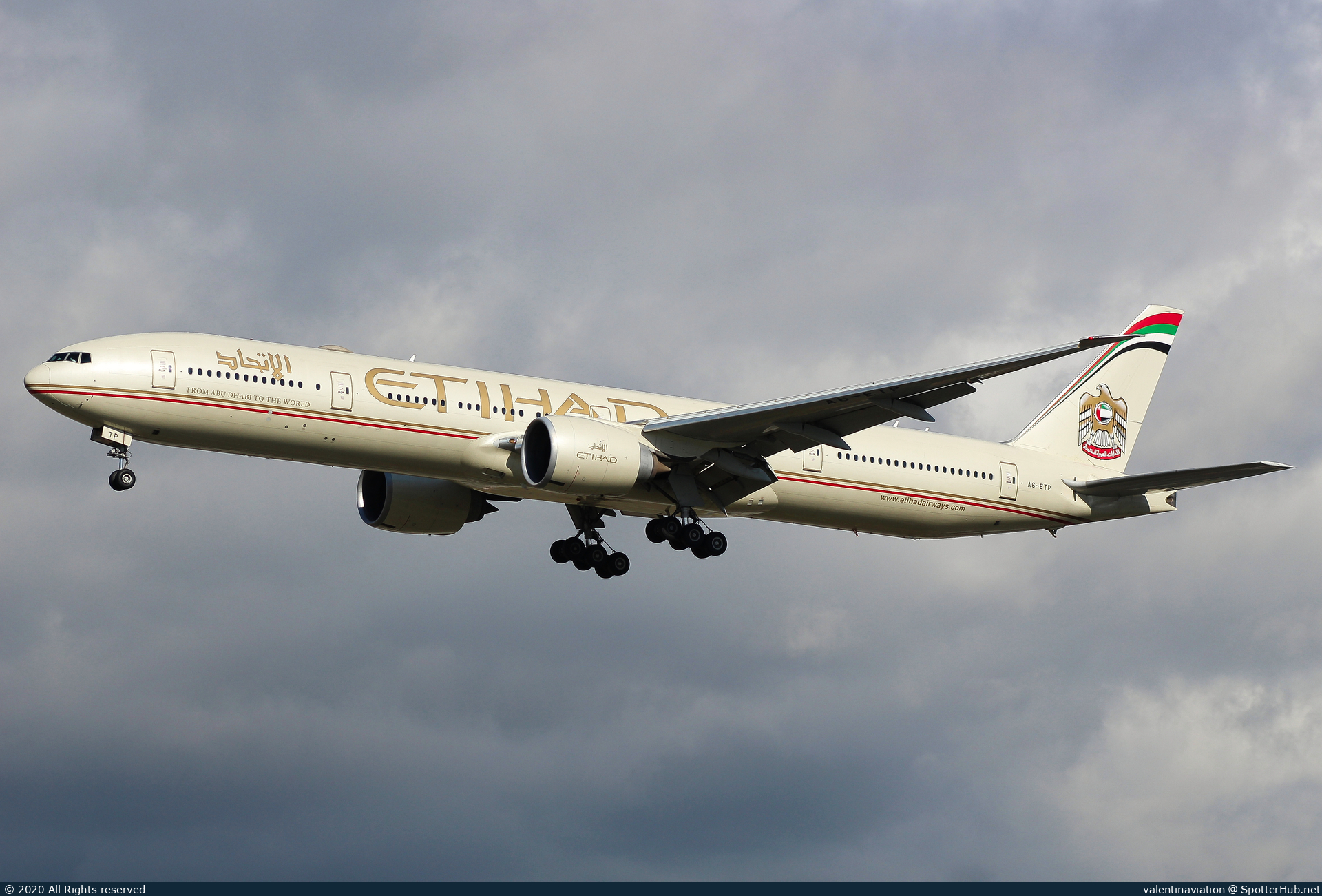 Photo of A6-ETP - Boeing 777-3FX(ER) operated by Etihad Airways