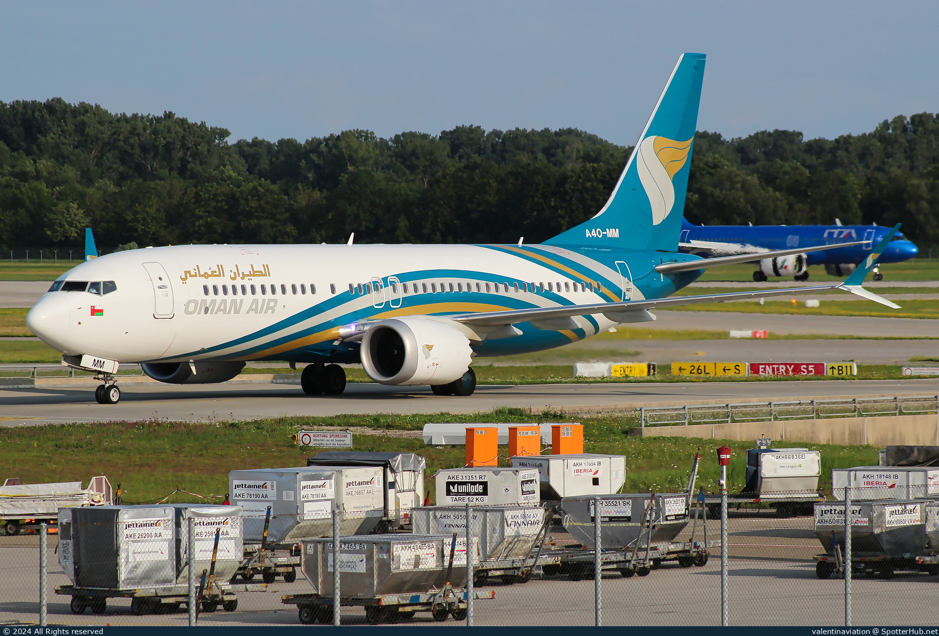 Photo of A4O-MM - Boeing 737 MAX 8 operated by Oman Air