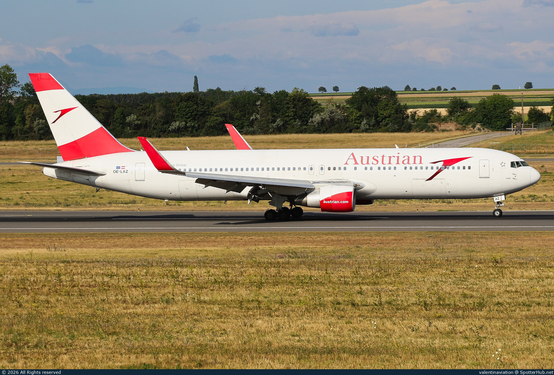 Photo of OE-LAZ - Boeing 767-3Z9(ER) operated by Austrian Airlines