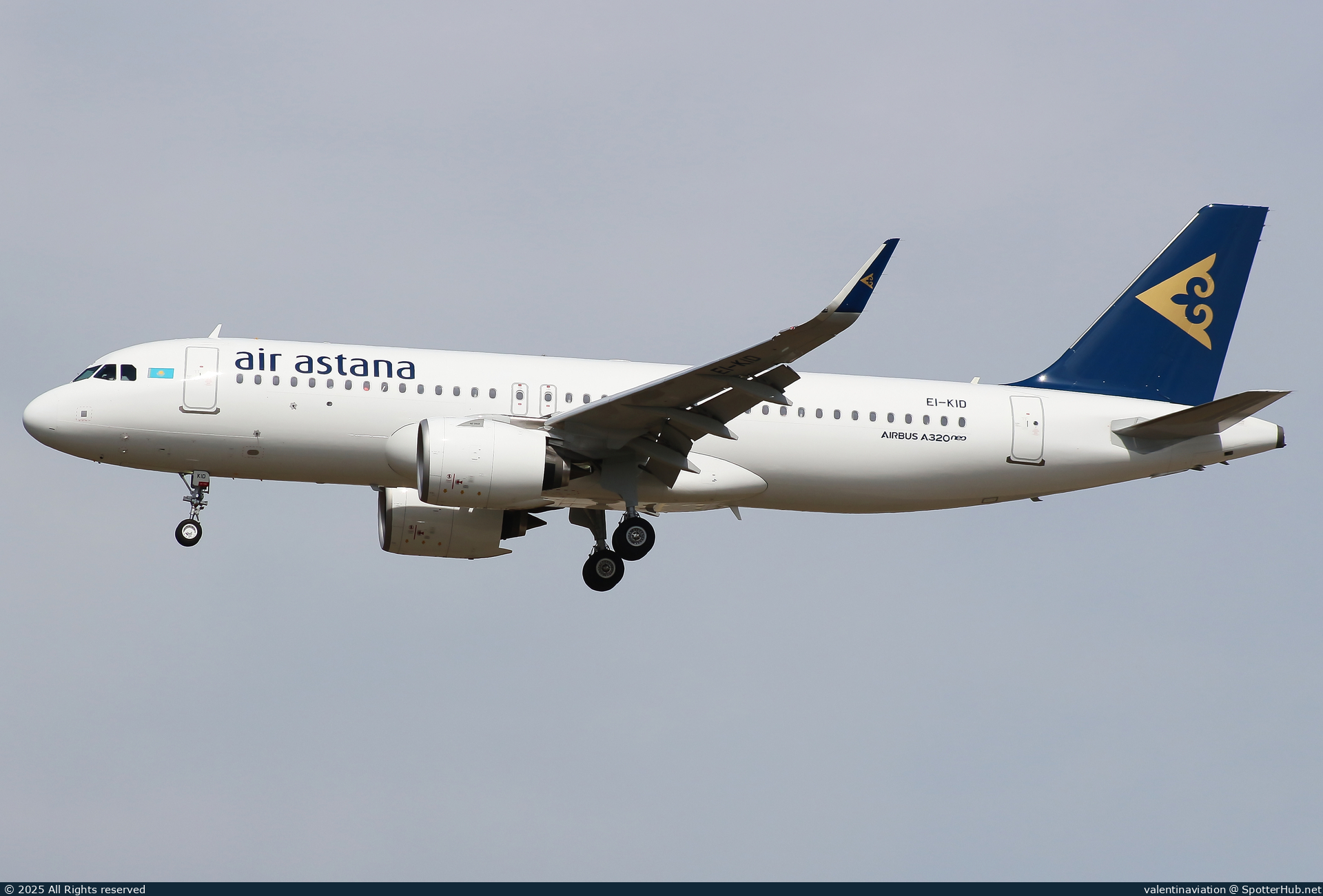 Photo of EI-KID - Airbus A320-271N operated by Air Astana