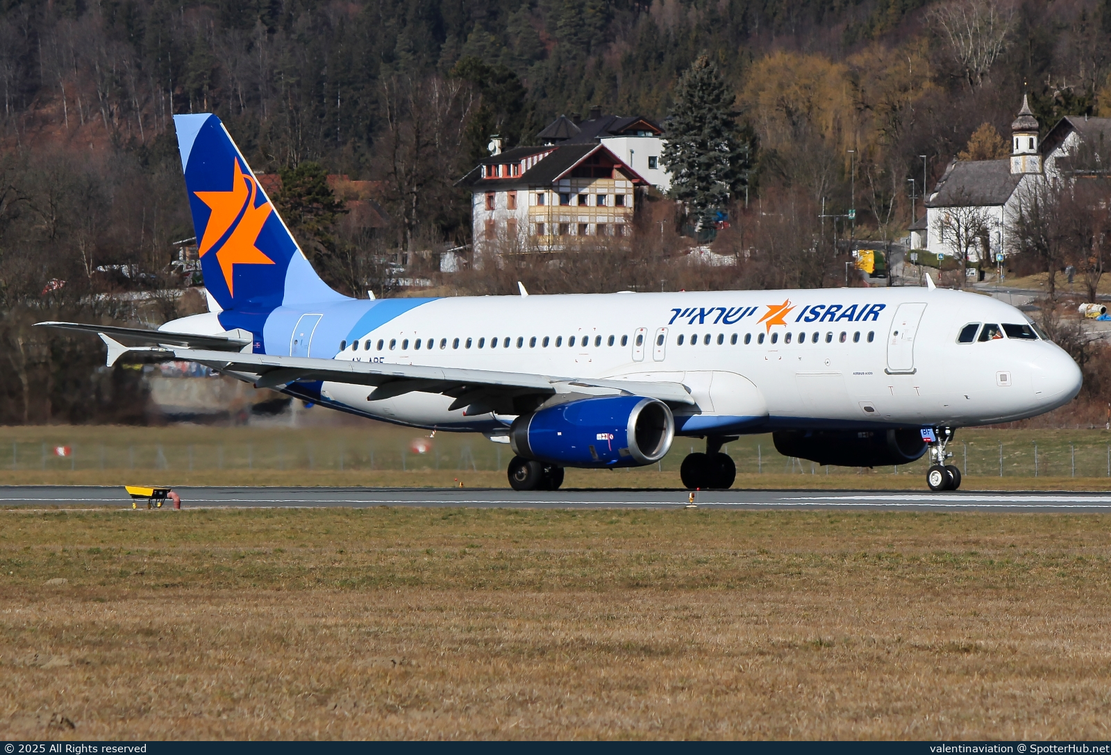 Photo of 4X-ABF - Airbus A320-232 operated by Israir