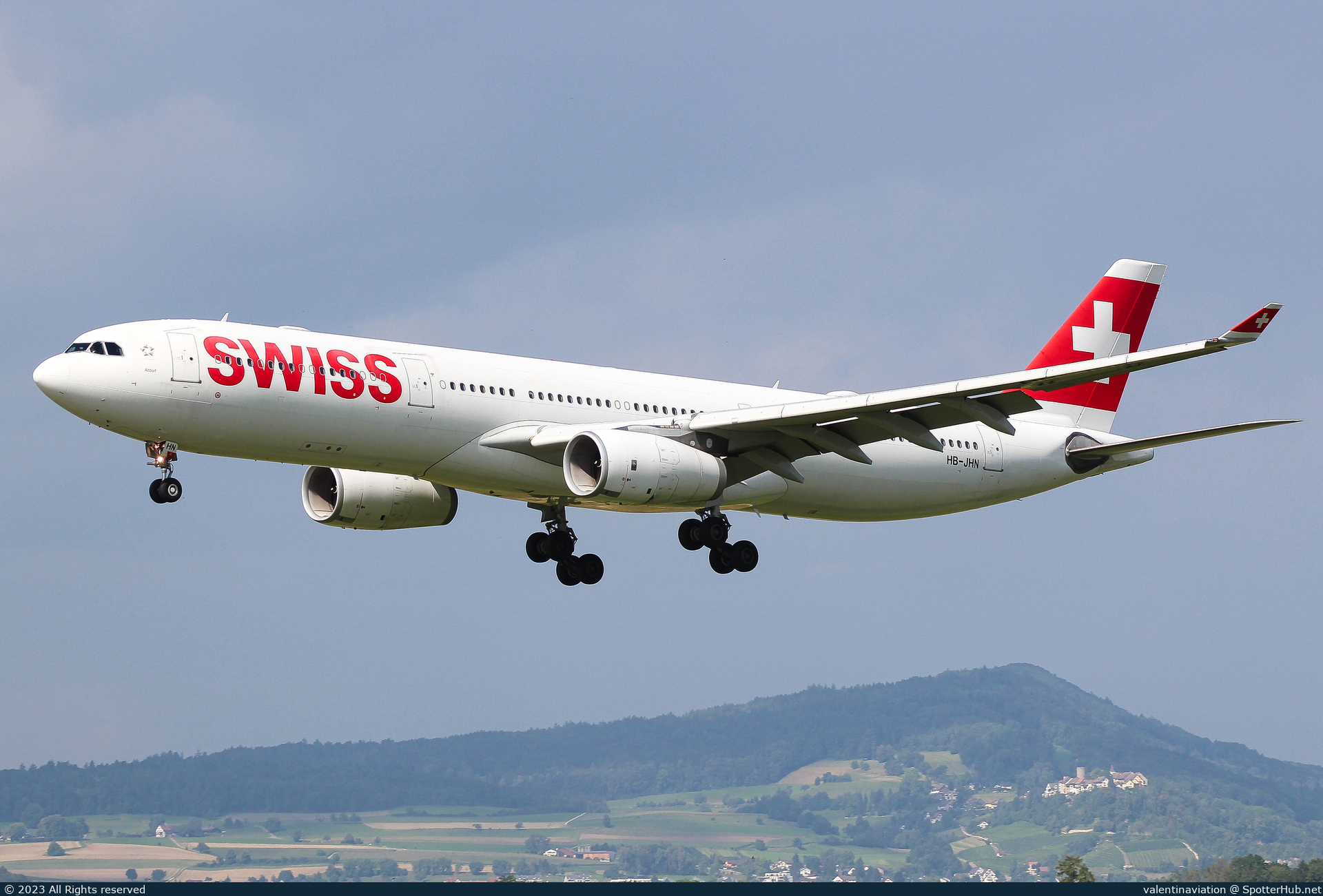 Photo of HB-JHM - Airbus A330-343 operated by Swiss International Air Lines