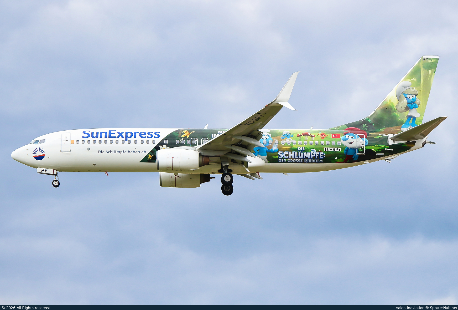 Photo of TC-SPY - Boeing 737-8EH operated by SunExpress