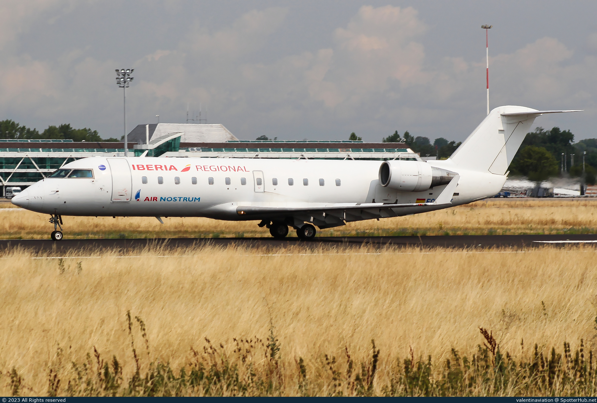 Photo of EC-HEK - Bombardier CRJ-200ER operated by Iberia Regional (opb Air Nostrum)