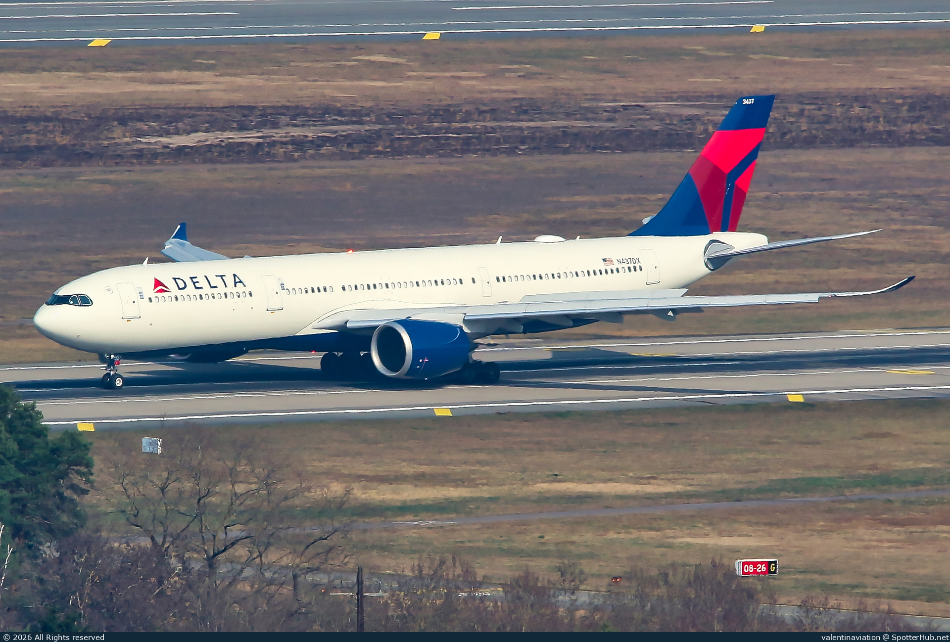 Photo of N437DX - Airbus A330-941 operated by Delta Air Lines