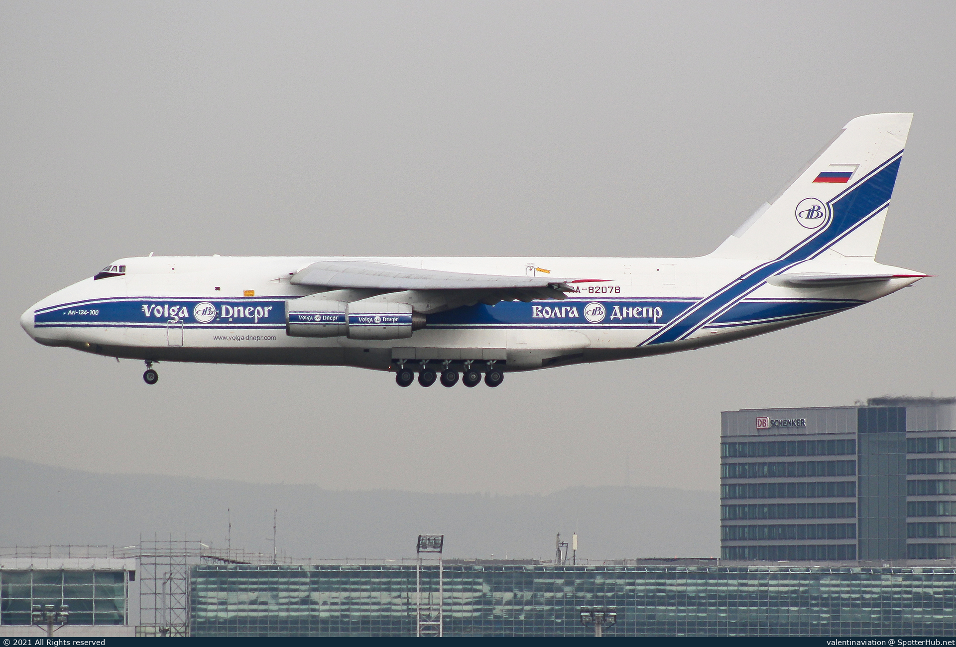 Photo of RA-82078 - Antonov An-124-100-150 Ruslan operated by Volga-Dnepr Airlines