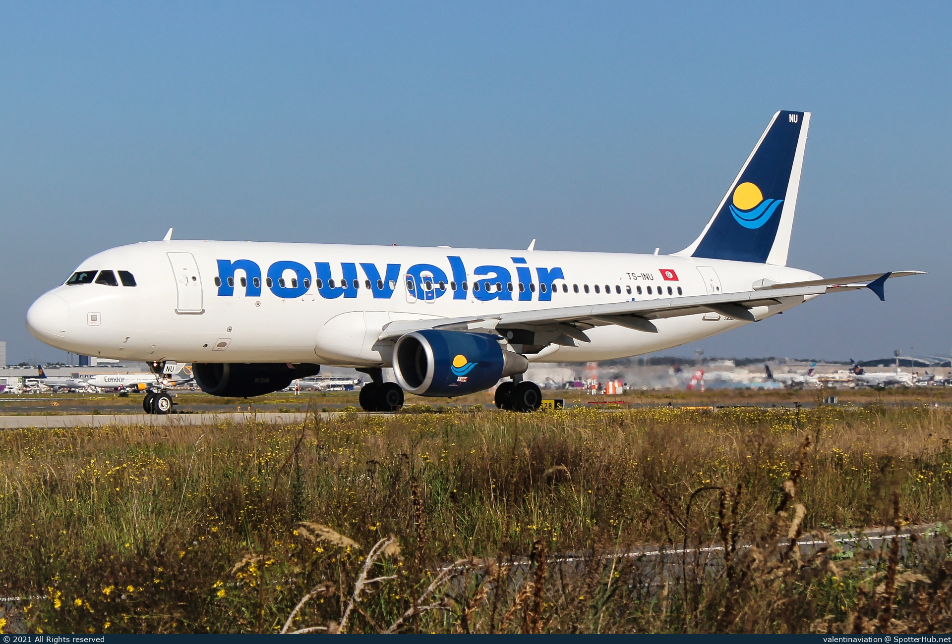 Photo of TS-INU - Airbus A320-214 operated by Nouvelair