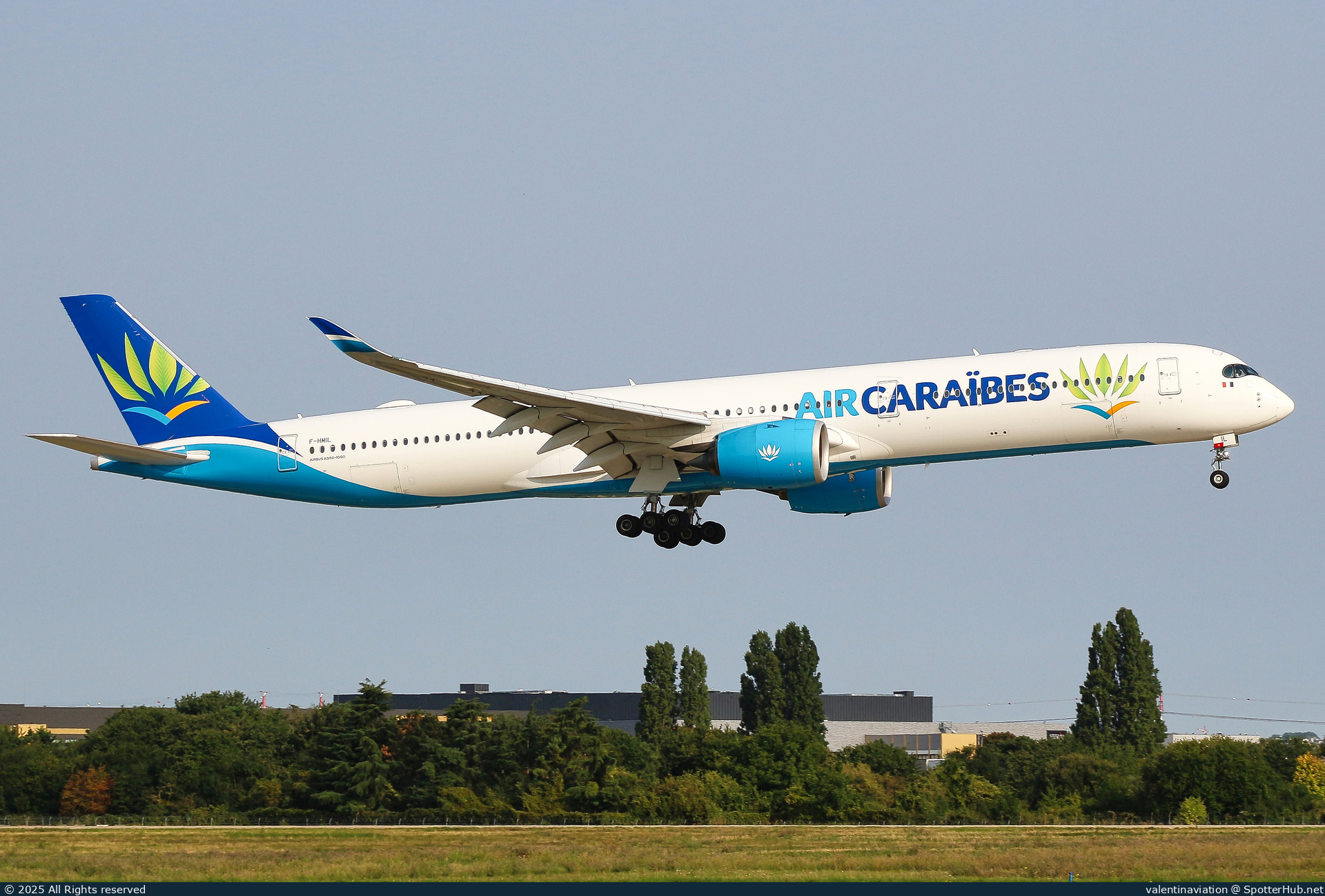 Photo of F-HMIL - Airbus A350-1041 operated by Air Caraïbes