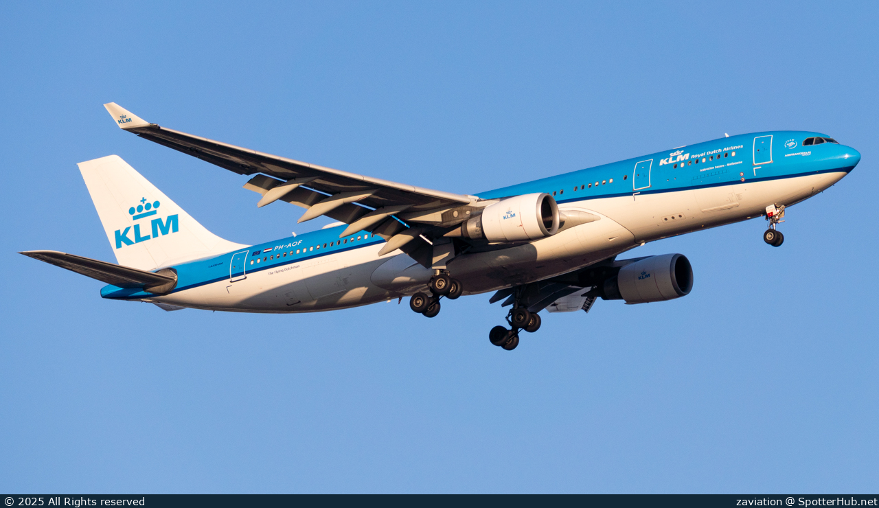 Photo of PH-AOF - Airbus A330-203 operated by KLM Royal Dutch Airlines