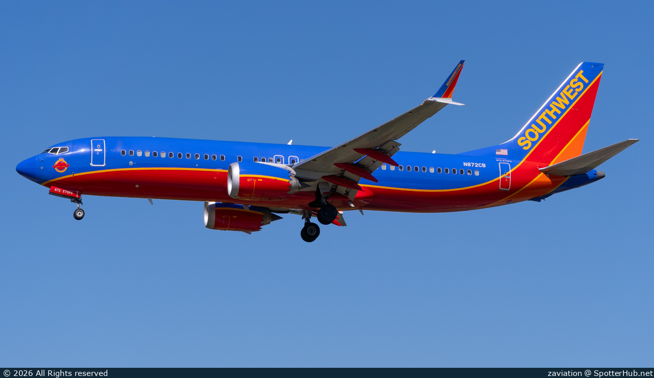 Photo of N872CB - Boeing 737 MAX 8 operated by Southwest Airlines