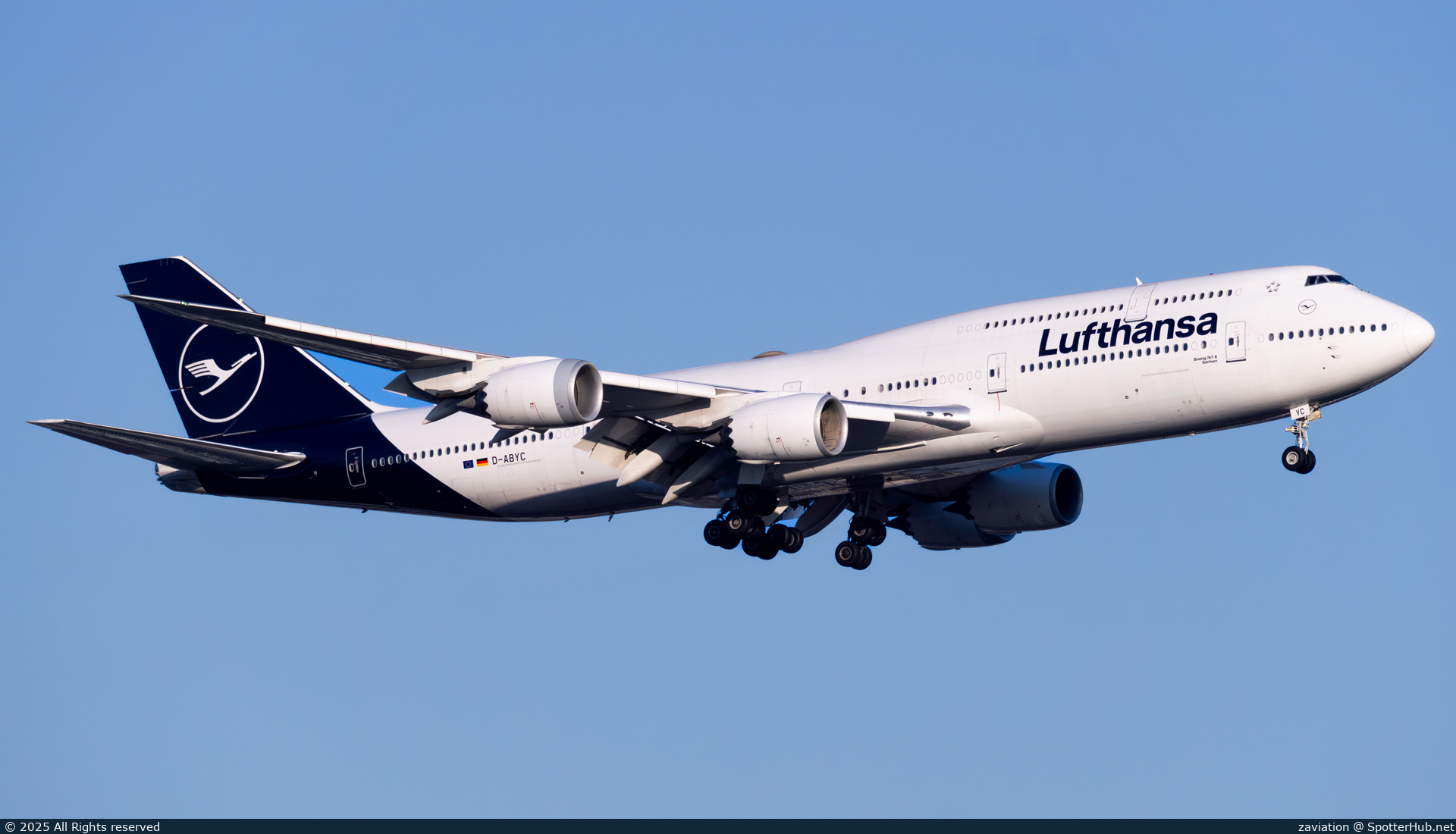 Photo of D-ABYC - Boeing 747-830 operated by Lufthansa