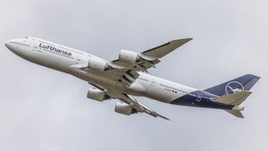 Photo of D-ABYF - Boeing 747-830 operated by Lufthansa