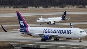 Photo of TF-ISO - Boeing 767-319(ER) operated by Icelandair