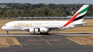 Photo of A6-EOJ - Airbus A380-861 operated by Emirates