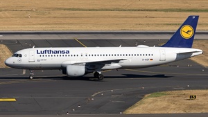 D-AIZF - Airbus A320-214