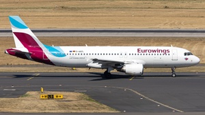 Photo of D-ABZL - Airbus A320-216 operated by Eurowings