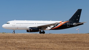 Photo of G-POWK - Airbus A320-233 operated by Titan Airways
