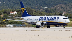 Photo of EI-IJT - Boeing 737 MAX 8-200 operated by Ryanair