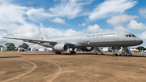 Photo of NZ7572 - Boeing 757-2K2(C) operated by Royal New Zealand Air Force