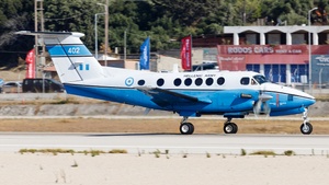 Photo of 402 - Beechcraft C-12R Huron operated by Hellenic Army