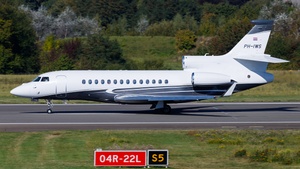Photo of PH-IWS - Dassault Falcon 7X operated by Flying Group