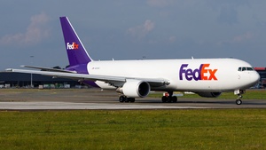 Photo of N131FE - Boeing 767-3S2F operated by FedEx