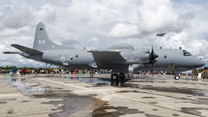 Photo of 140117 - Lockheed CP-140 Orion operated by Royal Canadian Air Force