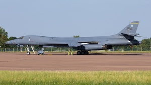 Photo of 86-0107 - Rockwell B-1B Lancer operated by US Air Force