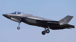 Photo of 20-5570 - Lockheed Martin F-35A Lightning II operated by US Air Force