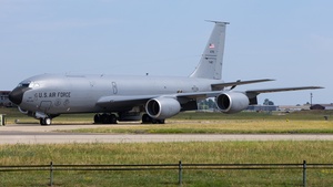 Photo of 57-1487 - Boeing KC-135R Stratotanker operated by US Air Force