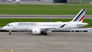 Photo of F-HPNC - Airbus A220-300 operated by Air France