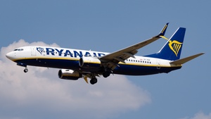 Photo of SP-RNF - Boeing 737-8AS operated by Ryanair (opb Buzz)