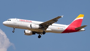 Photo of EC-IZR - Airbus A320-214 operated by Iberia