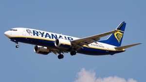 Photo of SP-RZU - Boeing 737 MAX 8-200 operated by Ryanair (opb Buzz)