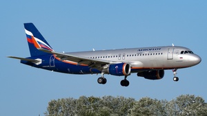 Photo of RA-73747 - Airbus A320-214 operated by Aeroflot