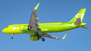 Photo of VQ-BCK - Airbus A320-271N operated by S7 Airlines