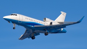 Photo of OO-GPE - Dassault Falcon 900LX operated by Luxaviation Belgium