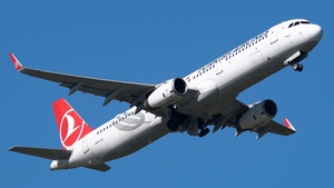 Photo of TC-JSS - Airbus A321-231 operated by Turkish Airlines