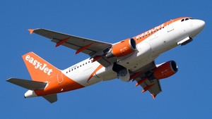 Photo of G-EZGO - Airbus A319-111 operated by easyJet
